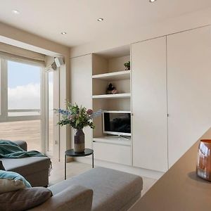 Huswell - Unique Apartment With Sea-View Near The Center
